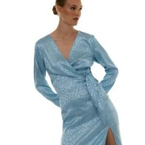 Something New Mia Satin Long Sleeve Wrap Top Blue Size Medium NWOT $40 MSRP